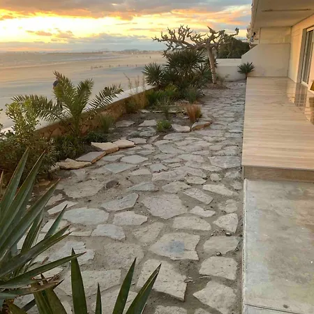 Spacieux Front De Ле-Гро-дю-Руа